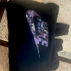Nike Camo Sweatshirt